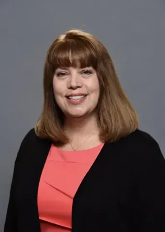 Cyndi Peterson headshot.