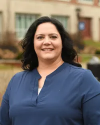 Sharon Fraley headshot
