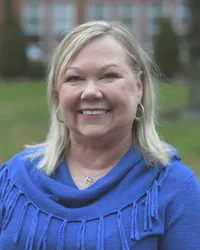 Sherry Surmont headshot