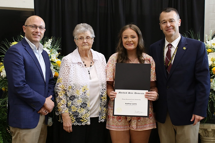 embedded-news-audrey-lyons-curtis-scholarship.webp