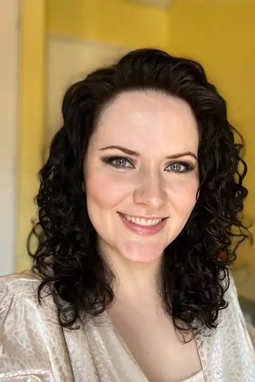 Closeup picture of Morehead State instructor Andrea Wells.