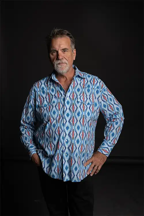 Picture of singer-songwriter Darrell Scott.